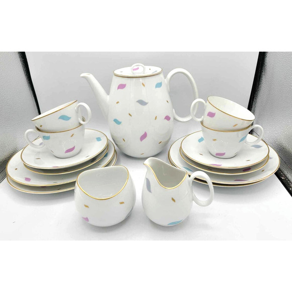 Johann Haviland 4 Person Tea Set: Tea Pot Sugar Creamer, 4 Trio Cup+Saucer+Plate - Picture 3 of 16